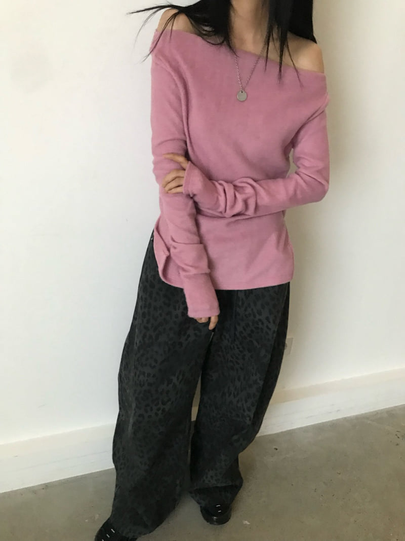 Buckle - Korean Women Fashion - #womensfashion - Peach Soft Boatneck Tee - 4