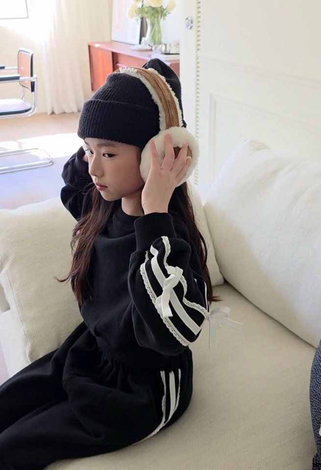 Comma - Korean Children Fashion - #kidsshorts - Lace Trim Sweatshirt - 9