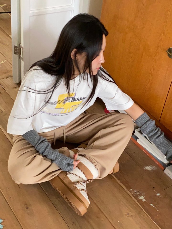 Diana - Korean Women Fashion - #momslook - Arc Vintage Tee - 10