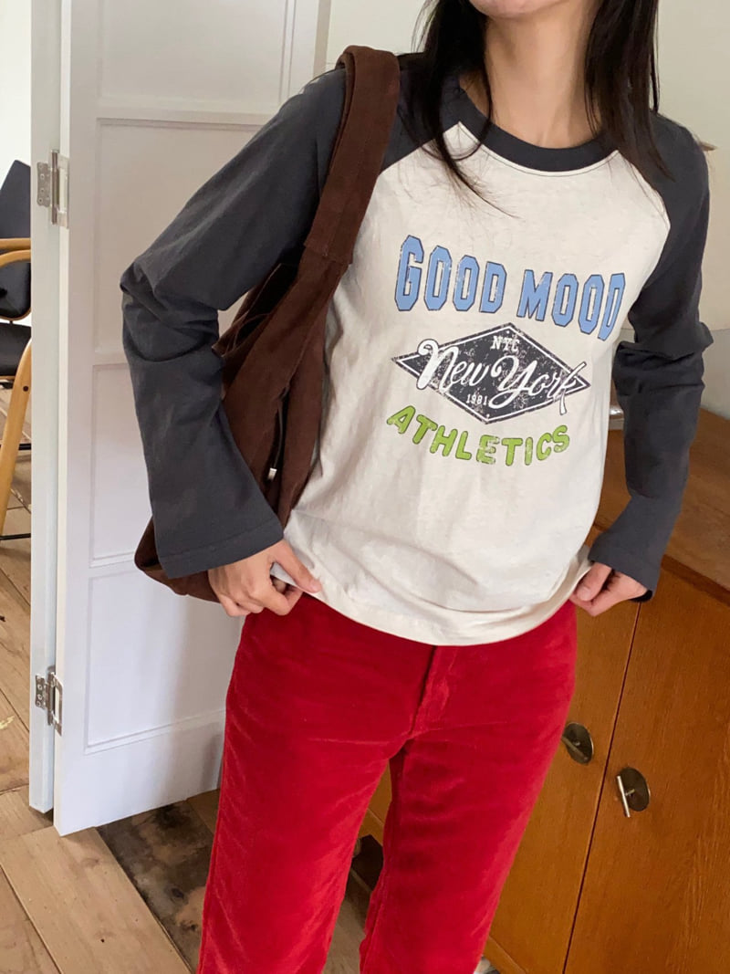 Diana - Korean Women Fashion - #womensfashion - Mood Raglan Tee - 12