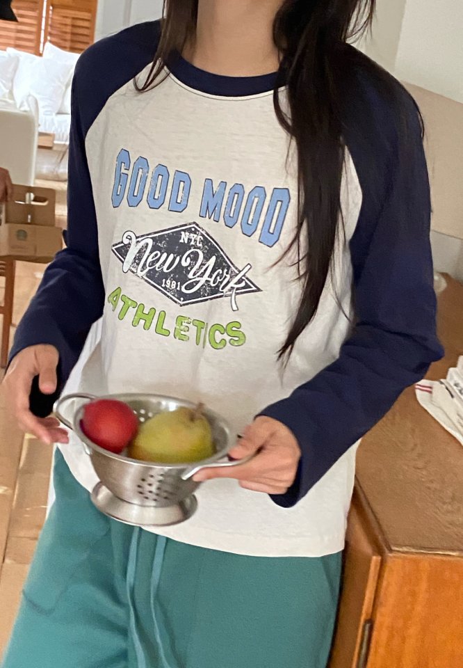 Diana - Korean Women Fashion - #womensfashion - Mood Raglan Tee - 8