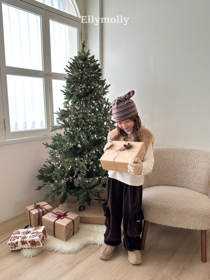 Ellymolly - Korean Children Fashion - #kidsshorts - Fluffy Vest - 8