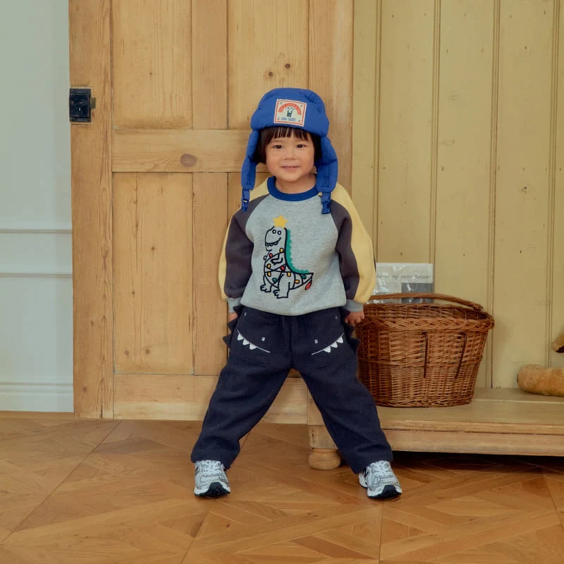 Firstblue - Korean Children Fashion - #minifashionista - Santa Dino Raglan Tee - 3