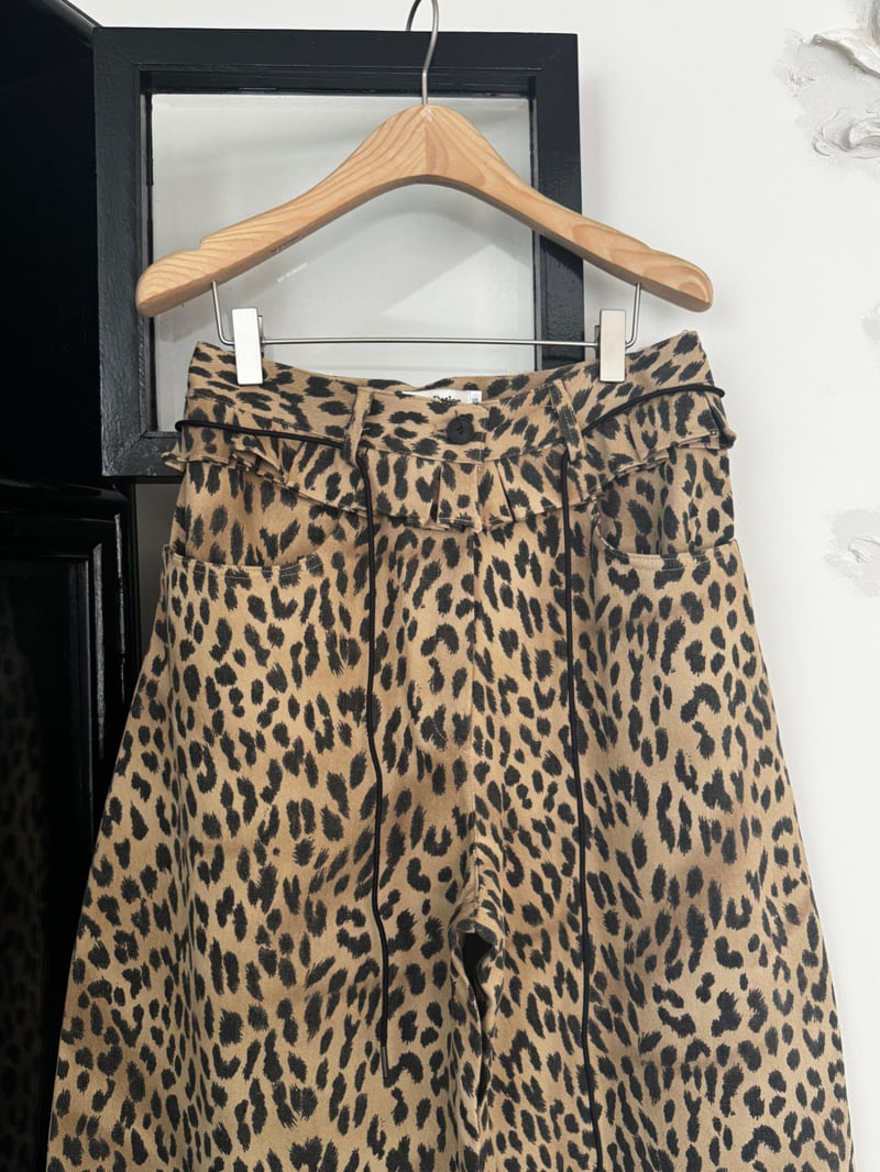 Foundation - Korean Women Fashion - #womensfashion - Leo Frill Pants - 4
