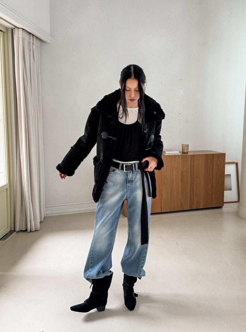 Foundation - Korean Women Fashion - #momslook - Hazel Reversible Shearling Jacket - 12