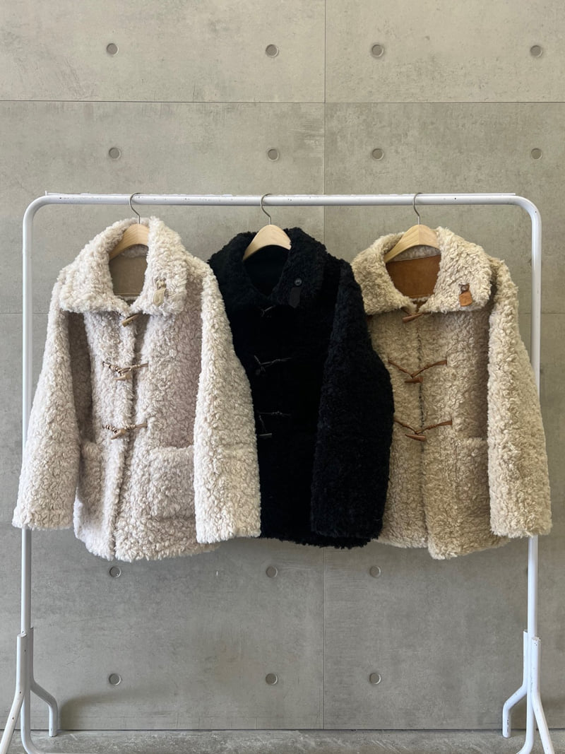 Foundation - Korean Women Fashion - #momslook - Hazel Reversible Shearling Jacket - 2