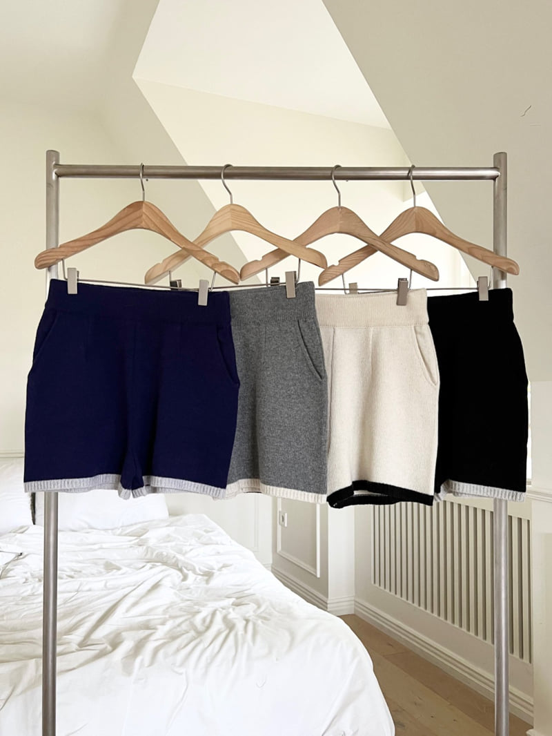 Foundation - Korean Women Fashion - #restrostyle - Downy Pants - 2