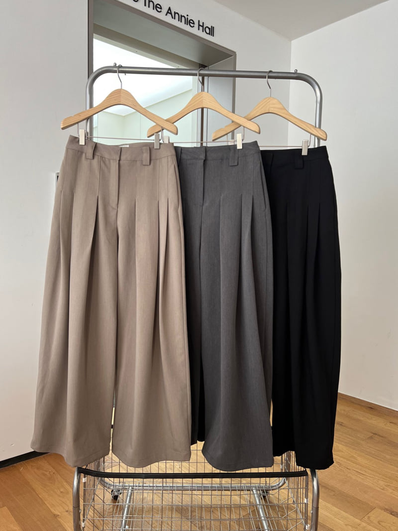 Foundation - Korean Women Fashion - #romanticstyle - Maid Pleated Pants