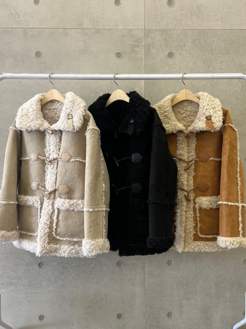 Foundation - Korean Women Fashion - #womensfashion - Hazel Reversible Shearling Jacket