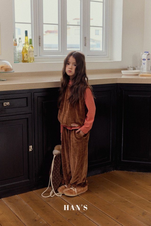 Han's - Korean Children Fashion - #childofig - Mink Embroidered Sleeveless Top - 12