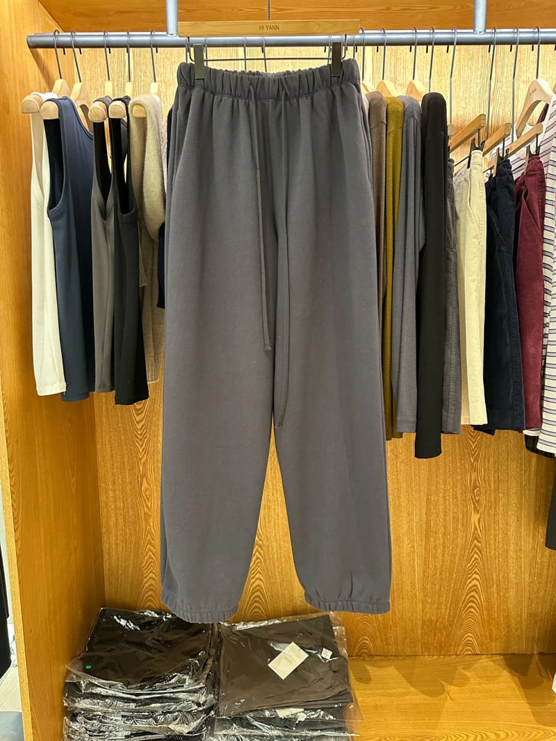 Hiyann - Korean Women Fashion - #momslook - Butler Jogger Pants - 3
