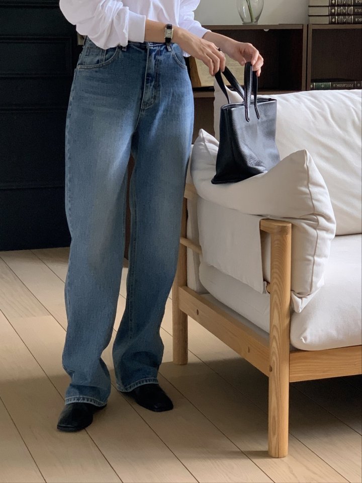 I'm here - Korean Women Fashion - #momslook - Cat Brush Straight Denim Pants - 2