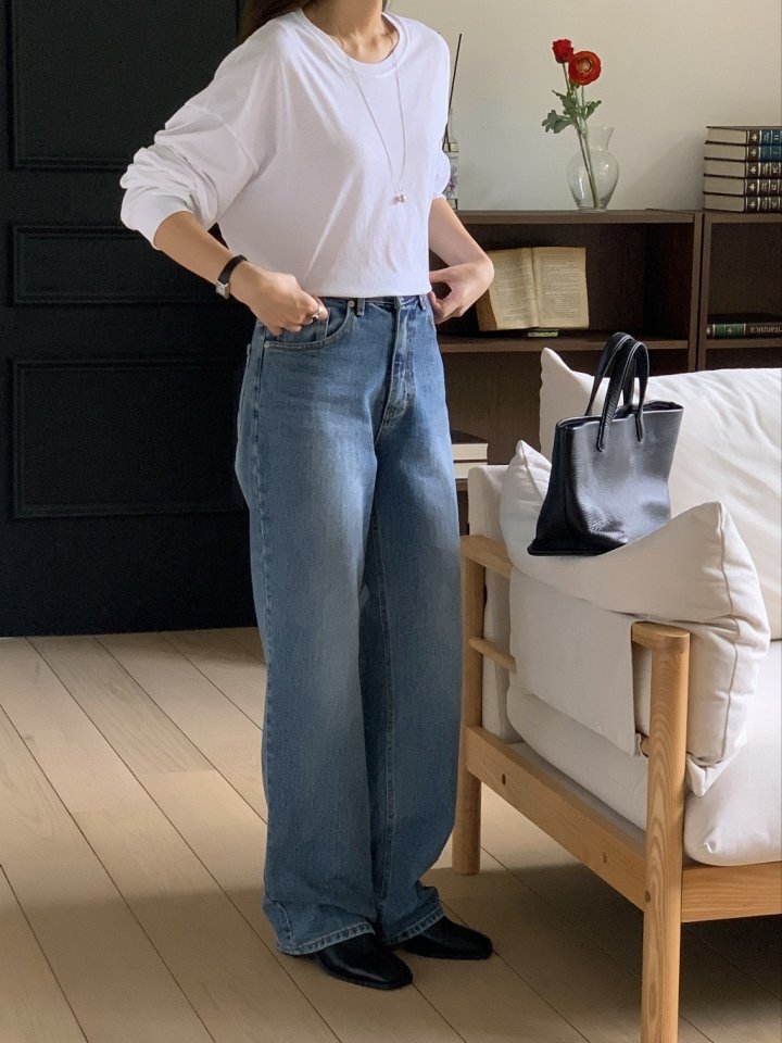 I'm here - Korean Women Fashion - #womensfashion - Cat Brush Straight Denim Pants - 3