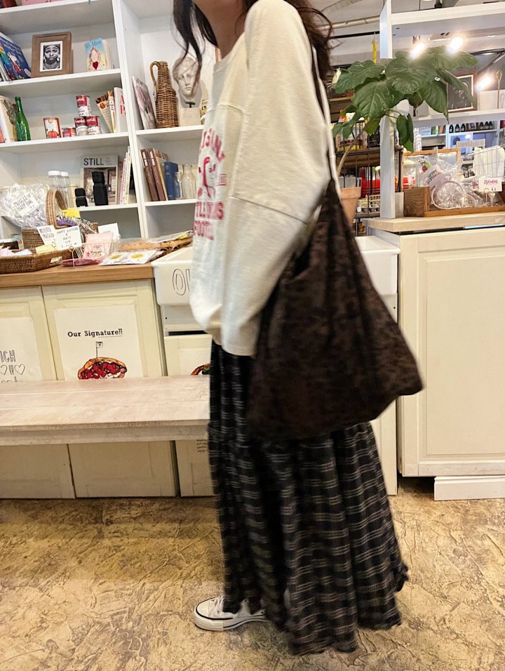 Lagrass - Korean Women Fashion - #momslook - Luigi Tee - 6