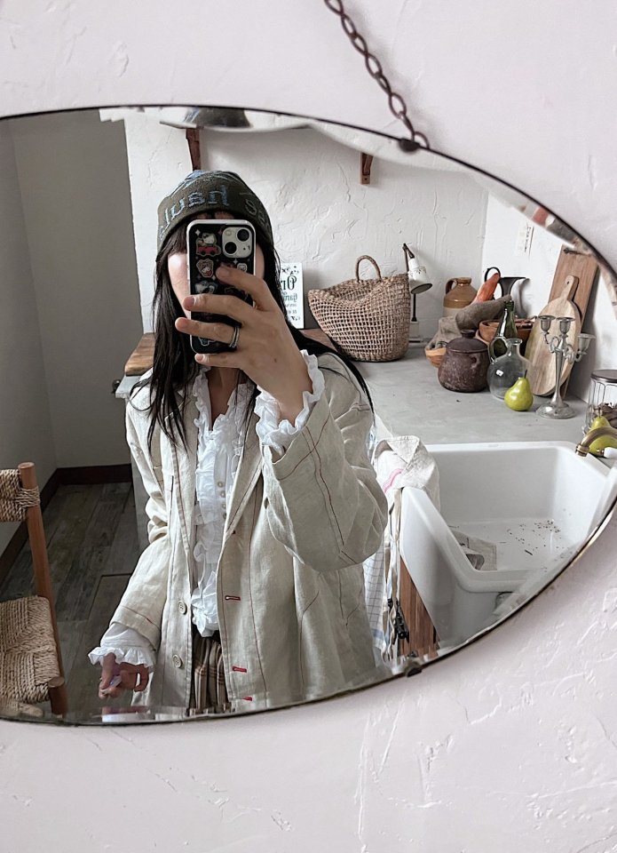 Lagrass - Korean Women Fashion - #momslook - Elf Blouse - 2