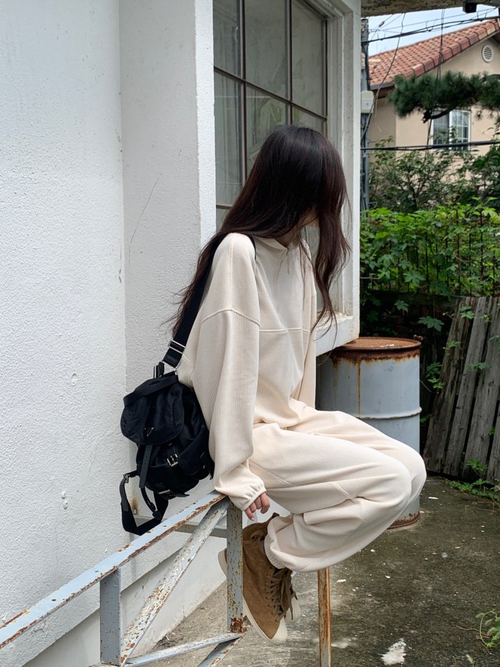 Logarden - Korean Women Fashion - #momslook - River Half Zip-up Pullover - 6