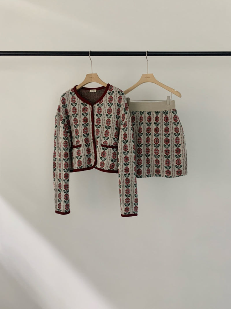 Logarden - Korean Women Fashion - #momslook - Fleece Flower Cardigan - 2