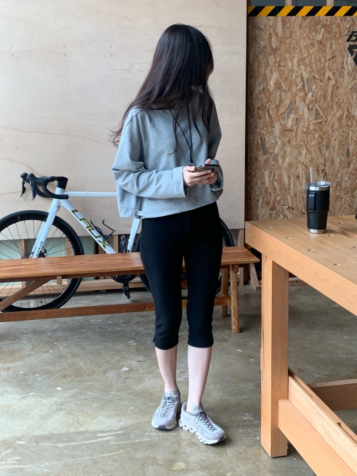 Logarden - Korean Women Fashion - #momslook - Marron Sweatshirt - 4