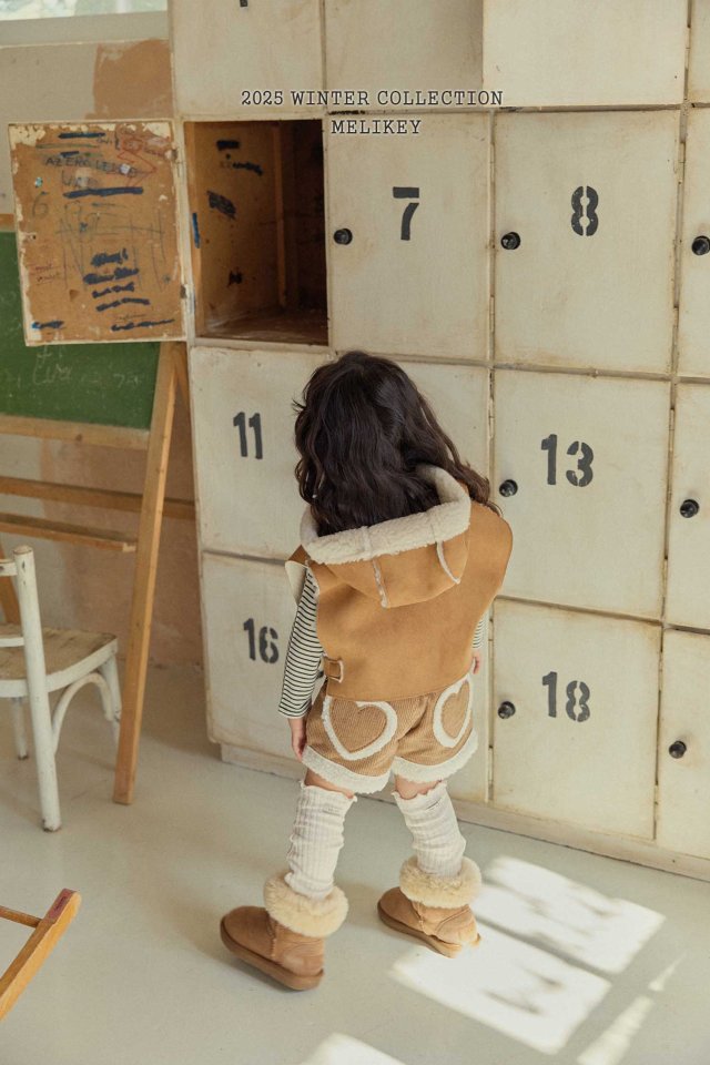 Melikey - Korean Children Fashion - #designkidswear - Ugg Heart Shorts - 4