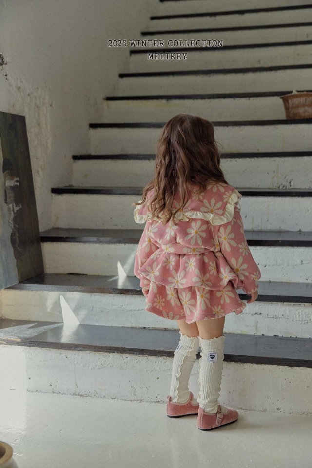 Melikey - Korean Children Fashion - #discoveringself - Knit Flower Frill Shorts - 10