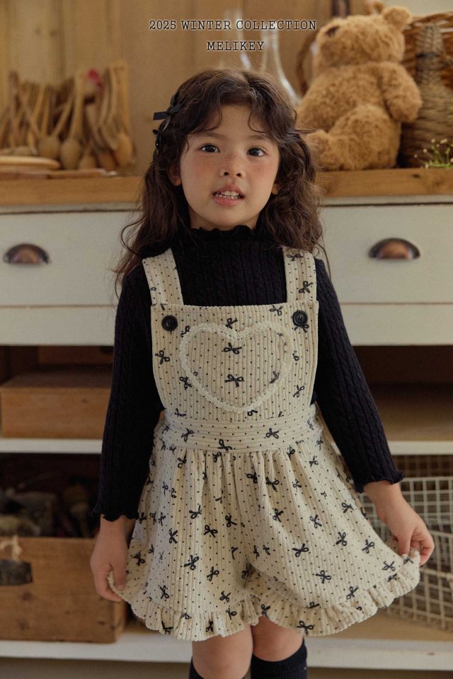 Melikey - Korean Children Fashion - #kidsshorts - Ribbon Dot Frill Suspender Pants - 7