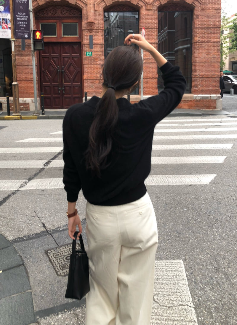 Moani - Korean Women Fashion - #momslook - Raccoon Overfit Collar Knit - 11