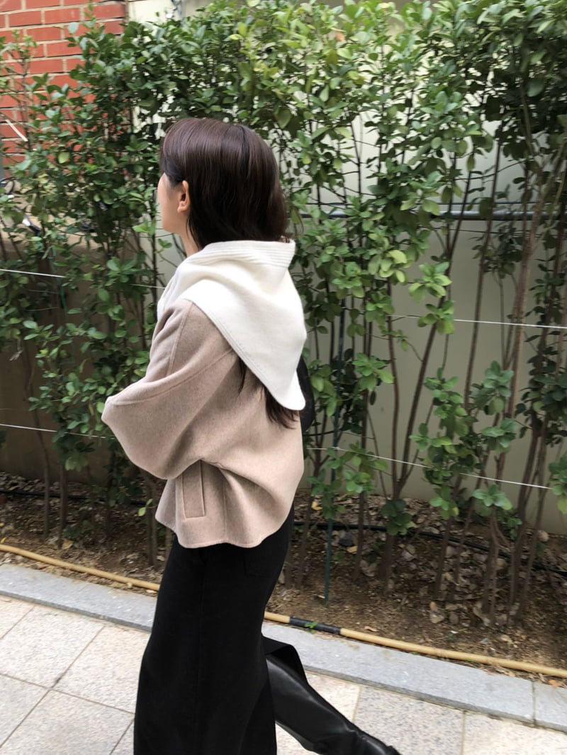 Moani - Korean Women Fashion - #momslook - Triangle Wrap Muffler