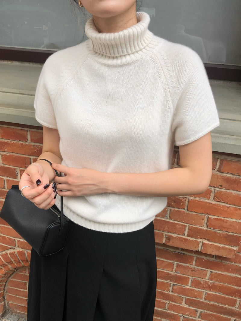 Moani - Korean Women Fashion - #vintageinspired - Mink Cashmere Turtleneck Knit - 6