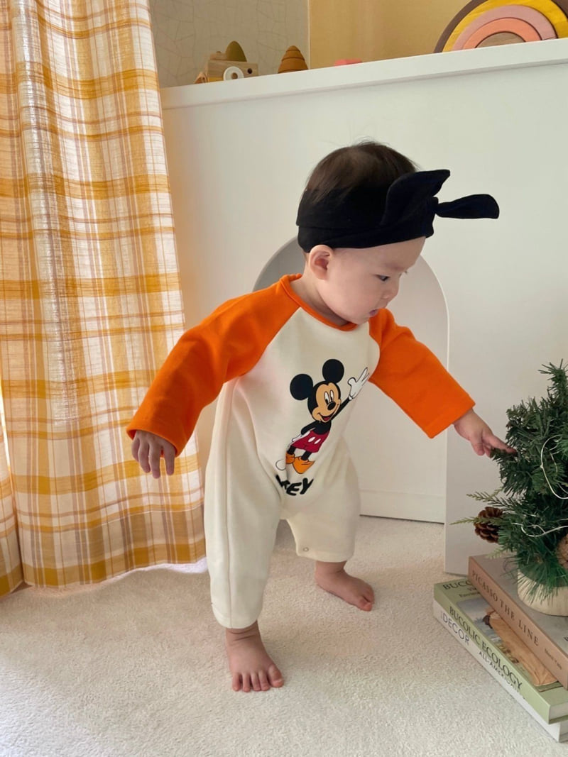 Moran - Korean Baby Fashion - #babygirlfashion - Fleece Hello M Suit Set - 5