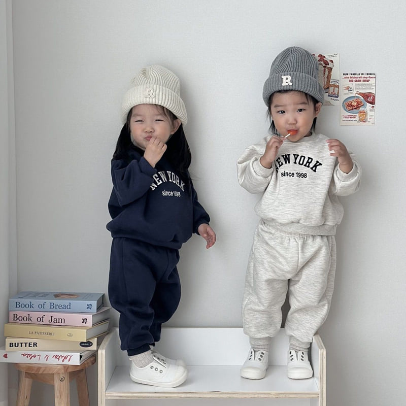 Moran - Korean Children Fashion - #Kfashion4kids - Fleece New York Embroidery Top Bottom Set - 7