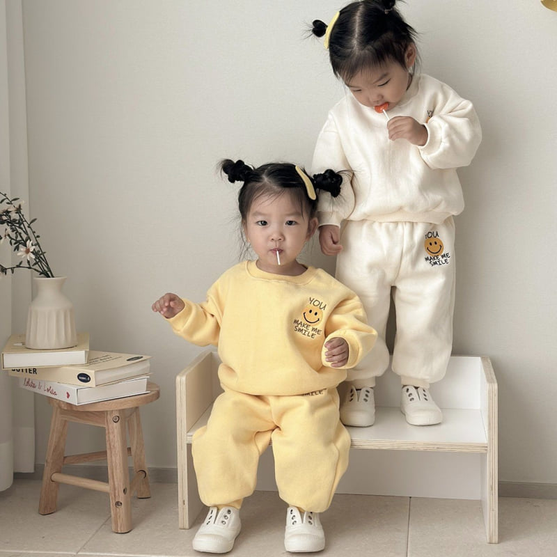 Moran - Korean Children Fashion - #childofig - You Smile Fleece Top Bottom Set - 4