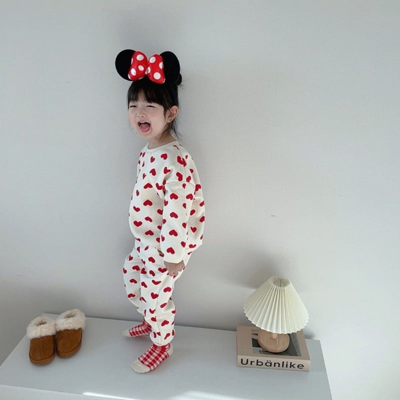 Moran - Korean Children Fashion - #designkidswear - Fleece Heart Candy Top Bottom Set - 5