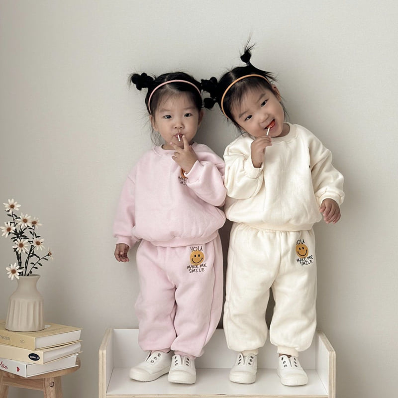 Moran - Korean Children Fashion - #discoveringself - You Smile Fleece Top Bottom Set - 7