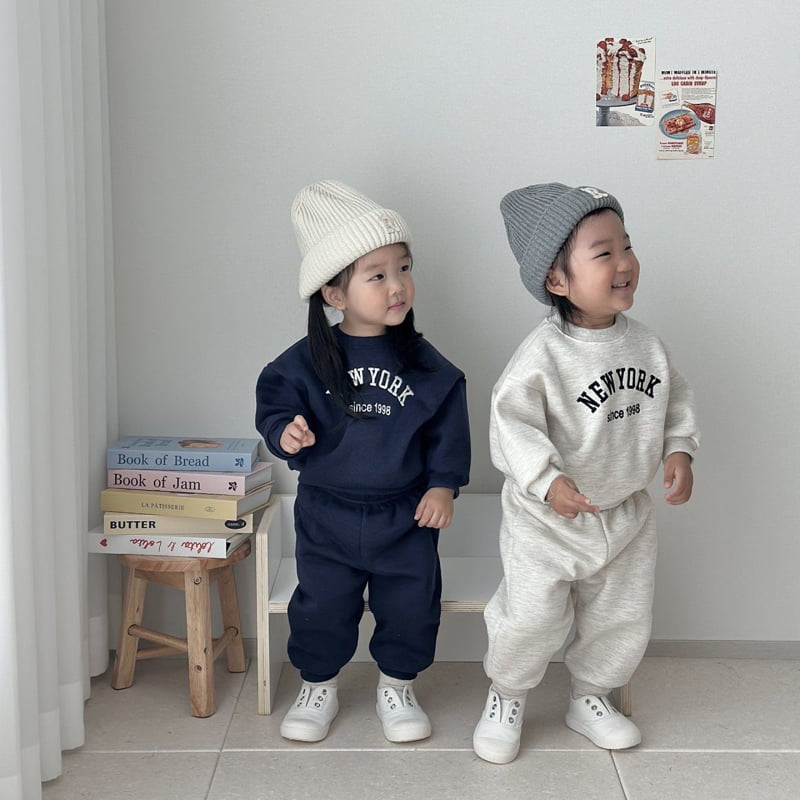 Moran - Korean Children Fashion - #discoveringself - Fleece New York Embroidery Top Bottom Set - 2