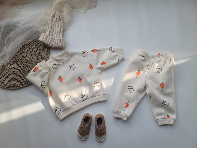 Moran - Korean Children Fashion - #kidsshorts - Fleece Carrot Balloon Top Bottom Set - 3