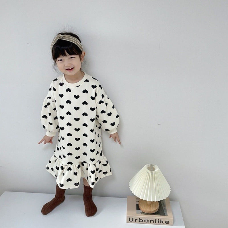 Moran - Korean Children Fashion - #kidsstore - Heart Fleece One-piece - 2