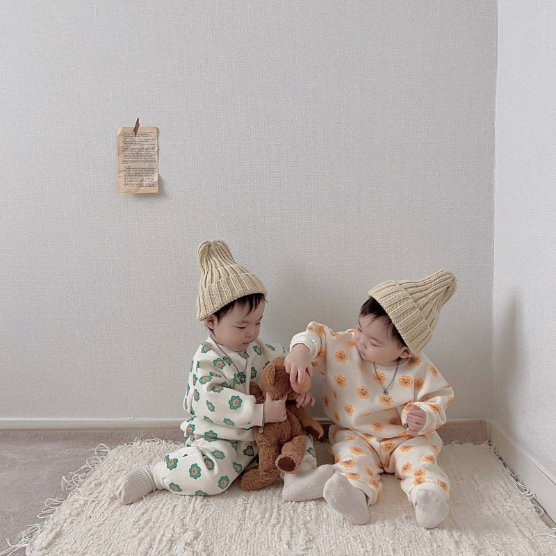 Moran - Korean Children Fashion - #kidsstore - Fleece Bear Flower Top Bottom Set - 6