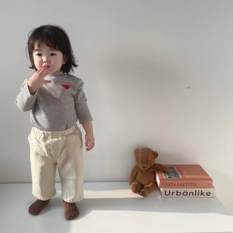 Moran - Korean Children Fashion - #kidzfashiontrend - Heart Turtleneck Tee - 6