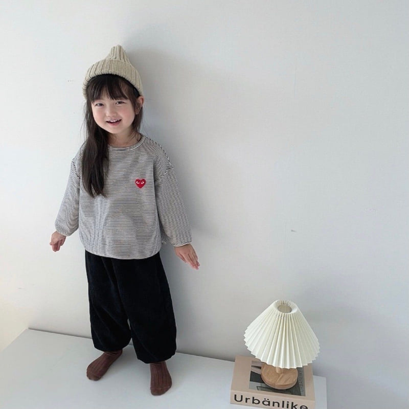 Moran - Korean Children Fashion - #magicofchildhood - Thick Heart Tee - 2