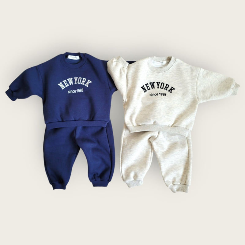 Moran - Korean Children Fashion - #minifashionista - Fleece New York Embroidery Top Bottom Set - 10