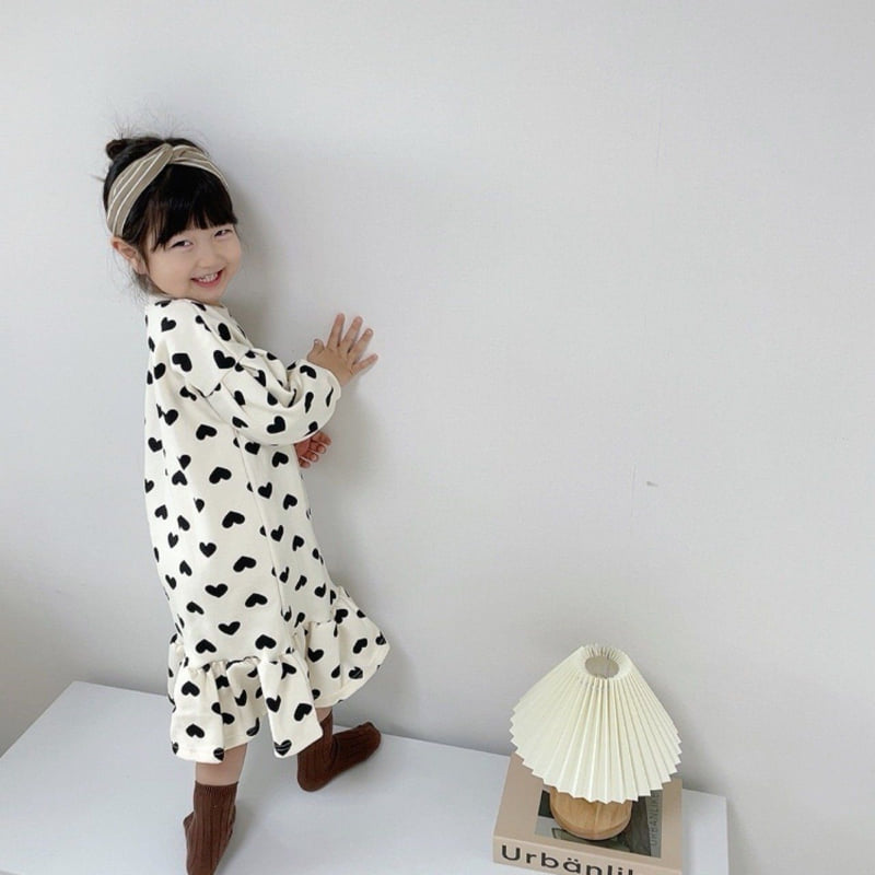 Moran - Korean Children Fashion - #prettylittlegirls - Heart Fleece One-piece - 8