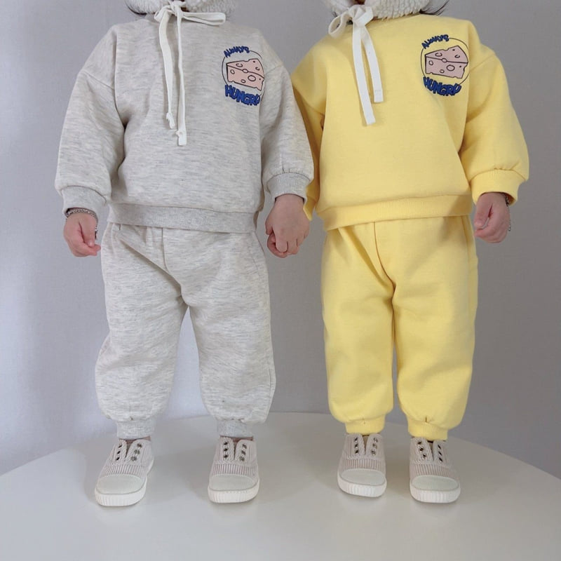 Moran - Korean Children Fashion - #prettylittlegirls - Fleece Cheese Top Bottom Set - 4