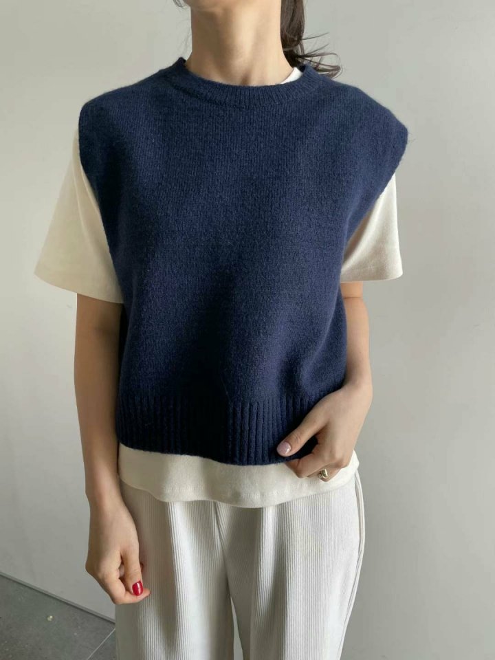 Most - Korean Women Fashion - #momslook - Back Slit Vest - 8