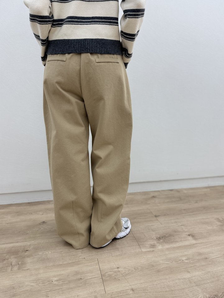 Most - Korean Women Fashion - #restrostyle - Curve Pants - 2