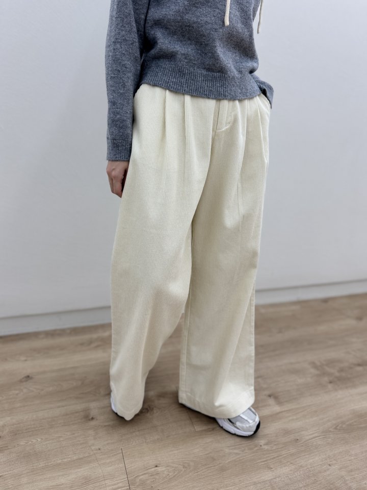 Most - Korean Women Fashion - #romanticstyle - Mark Pants - 12