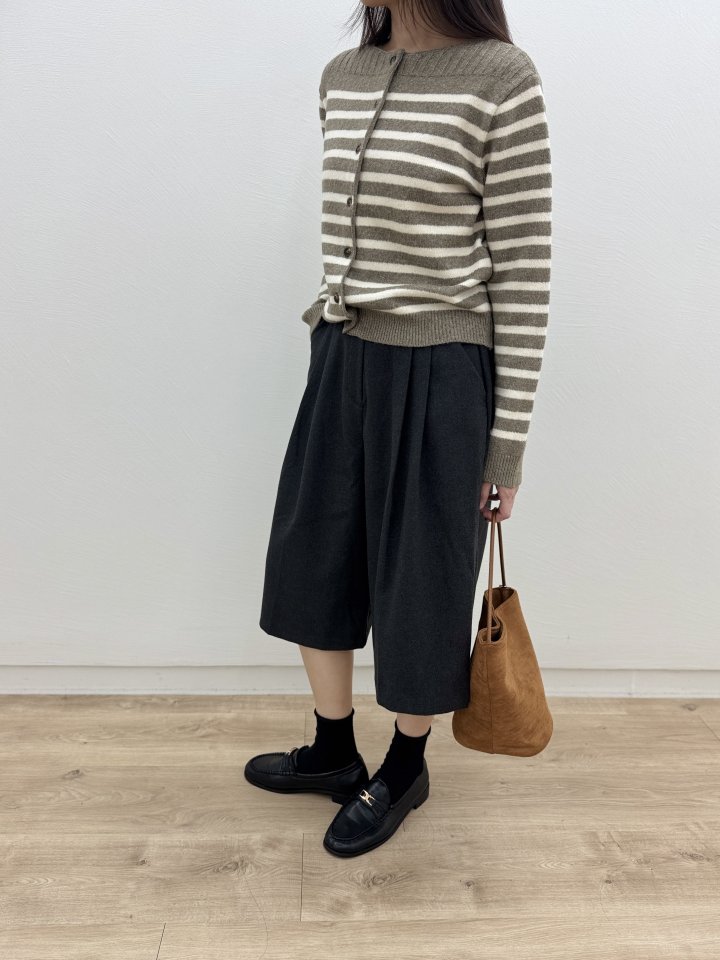 Most - Korean Women Fashion - #restrostyle - Serry Short Cardigan - 4