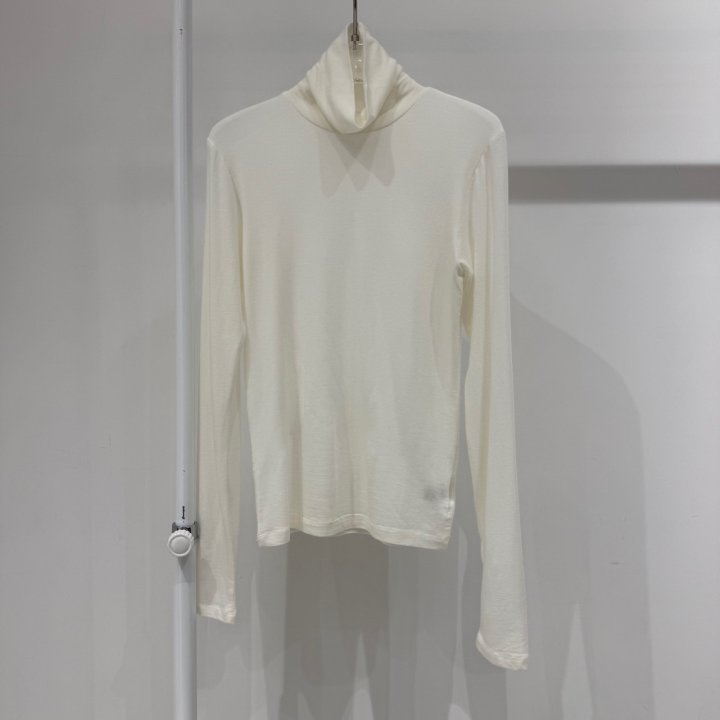 Neroli36 - Korean Women Fashion - #womensfashion - Light Wool Turtleneck Tee - 2