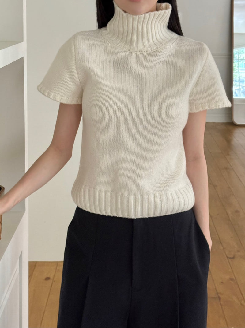 Ohao - Korean Women Fashion - #vintageinspired - Turtle Neck Short Sleeve Knit - 10