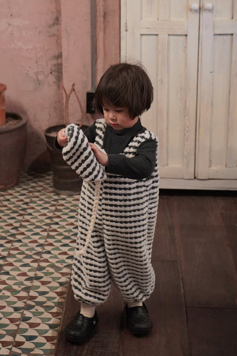 Onu - Korean Children Fashion - #kidsstore - Pompom Suit - 9