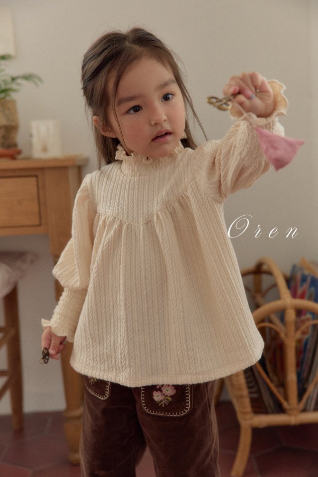 Oren - Korean Children Fashion - #kidsshorts - Anne Smocked Tee